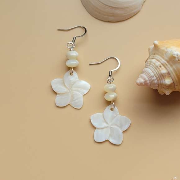 Plumeria Flower Shell Beachy Ocean Island Earrings - Picture 5 of 5